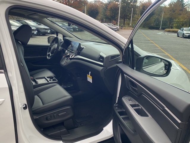 new 2026 Honda Odyssey car, priced at $42,508