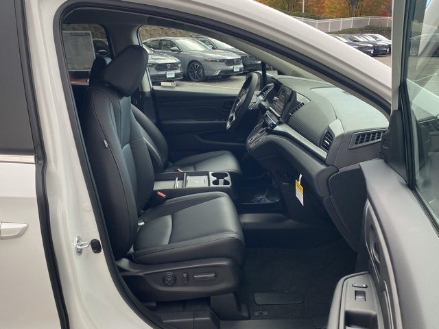 new 2026 Honda Odyssey car, priced at $42,508