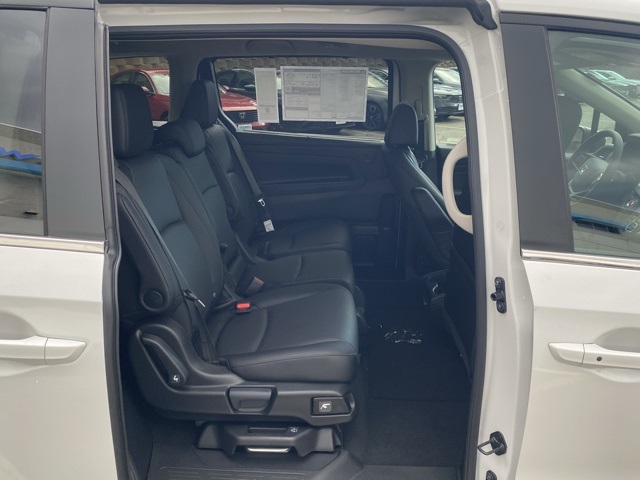new 2026 Honda Odyssey car, priced at $42,508