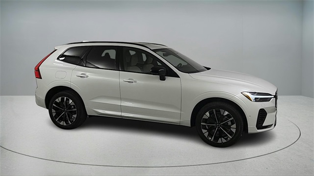new 2026 Volvo XC60 Plug-In Hybrid car, priced at $70,115