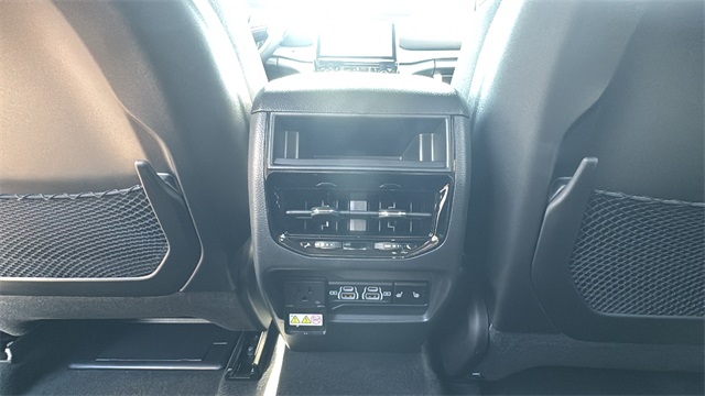 new 2025 Jeep Grand Cherokee car, priced at $46,275