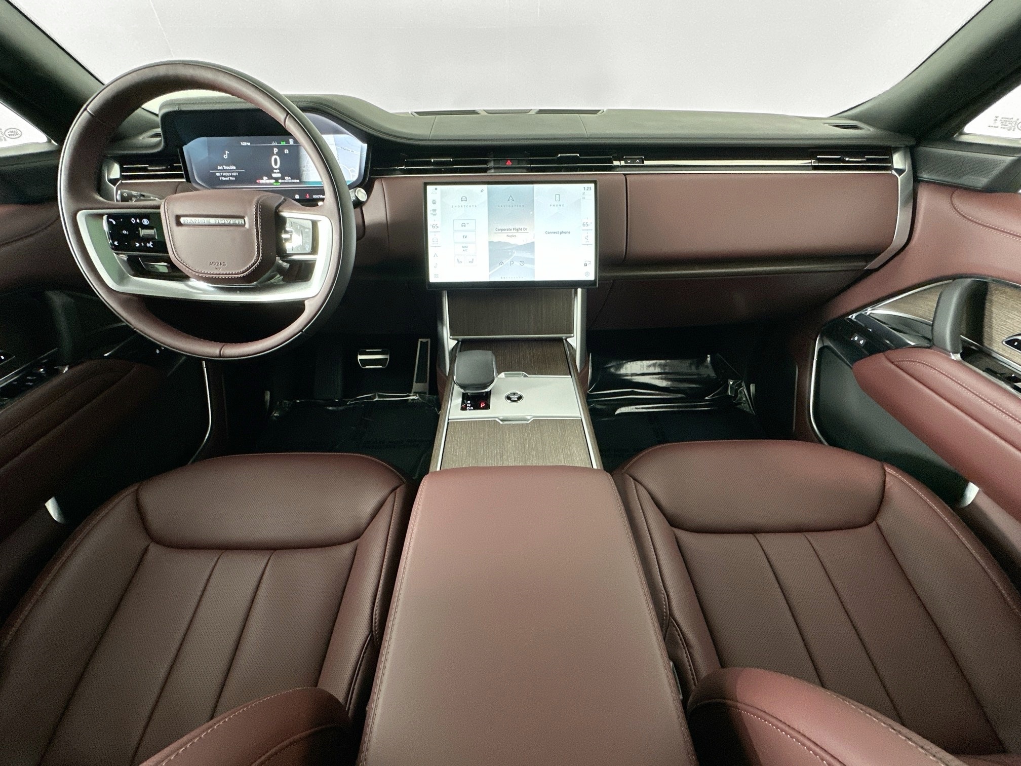 new 2025 Land Rover Range Rover Plug-In Hybrid car, priced at $150,985