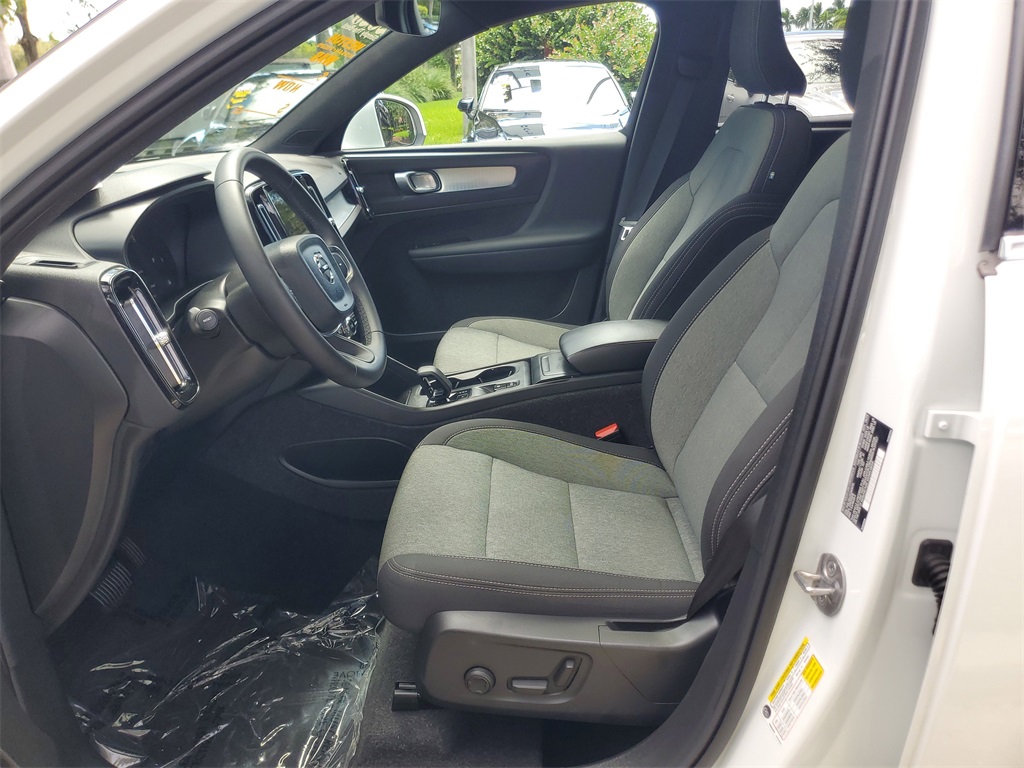 used 2025 Volvo XC40 car, priced at $30,989
