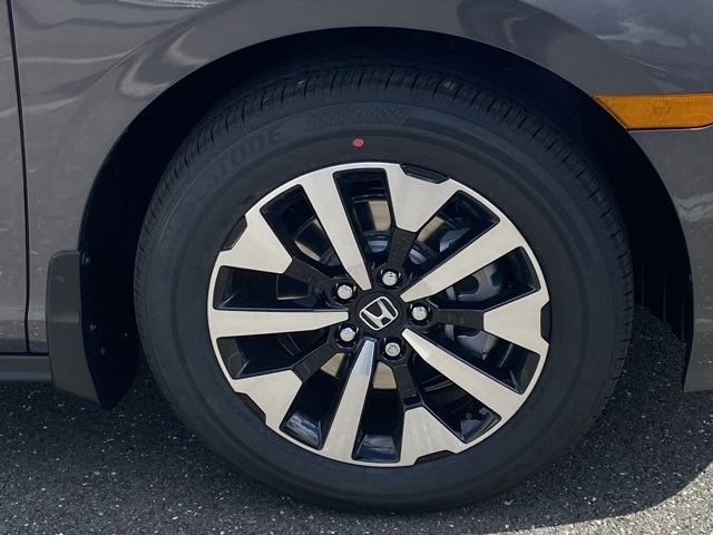 new 2026 Honda Odyssey car, priced at $42,076