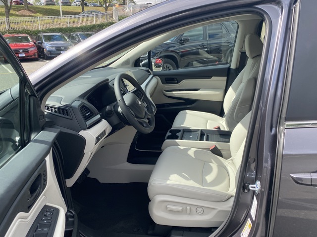 new 2026 Honda Odyssey car, priced at $42,076