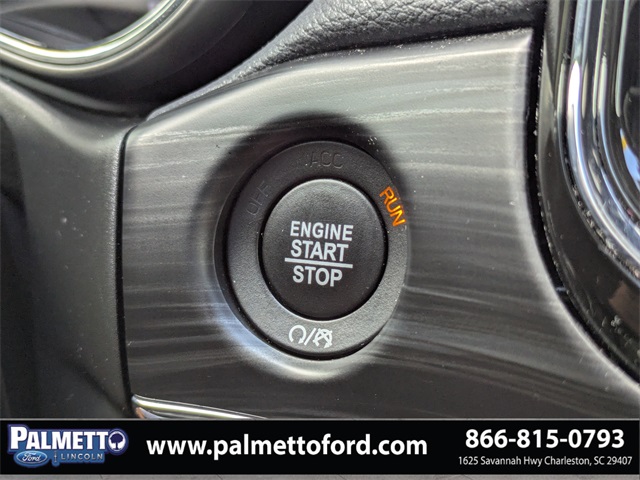 used 2021 Jeep Grand Cherokee car, priced at $28,992