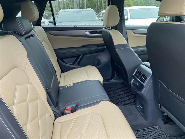 used 2024 Volkswagen Atlas Cross Sport car, priced at $33,489
