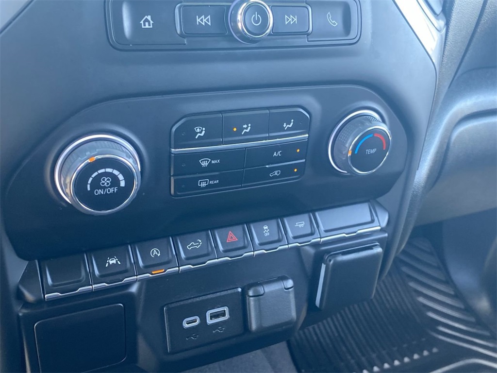 used 2022 Chevrolet Silverado 1500 car, priced at $32,491