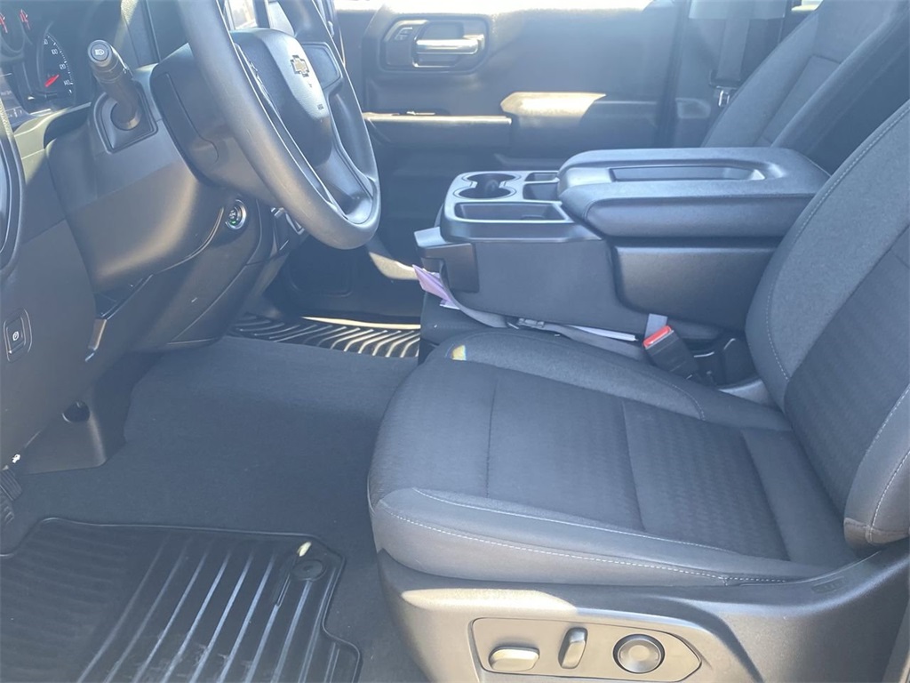 used 2022 Chevrolet Silverado 1500 car, priced at $32,491