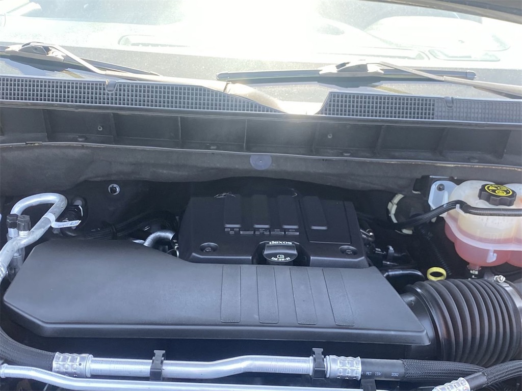 used 2022 Chevrolet Silverado 1500 car, priced at $32,491