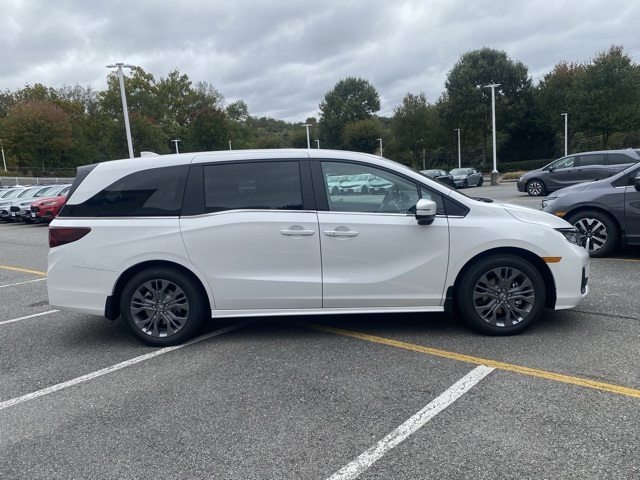 new 2026 Honda Odyssey car, priced at $46,973