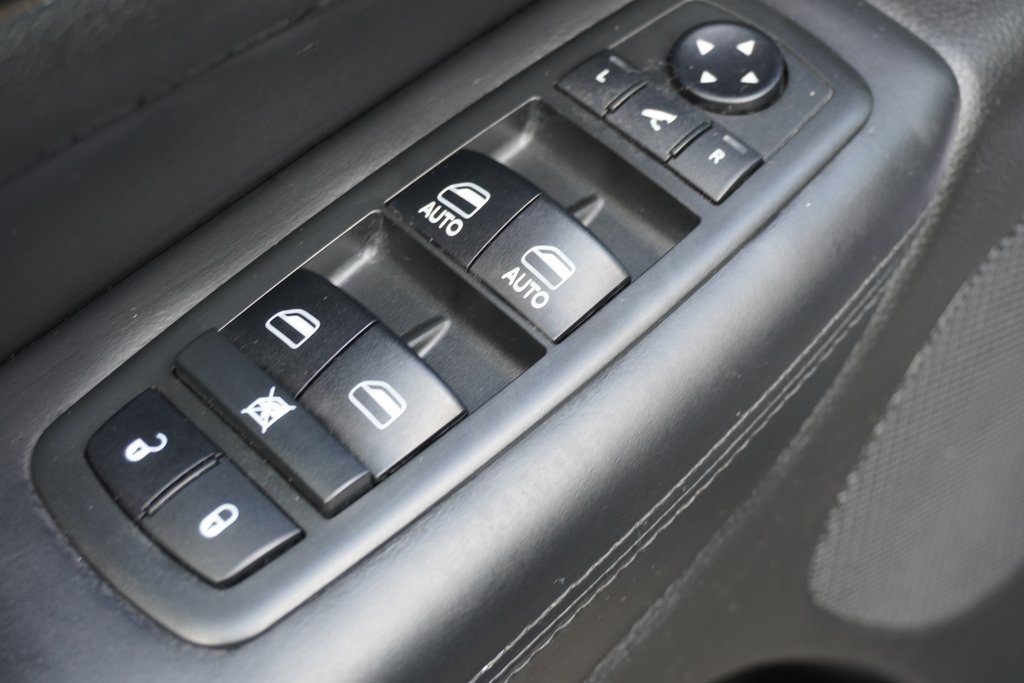 used 2018 Jeep Grand Cherokee car, priced at $20,600