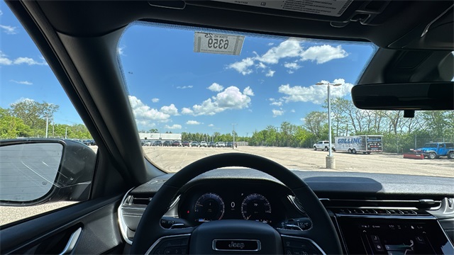 new 2025 Jeep Grand Cherokee car, priced at $42,848