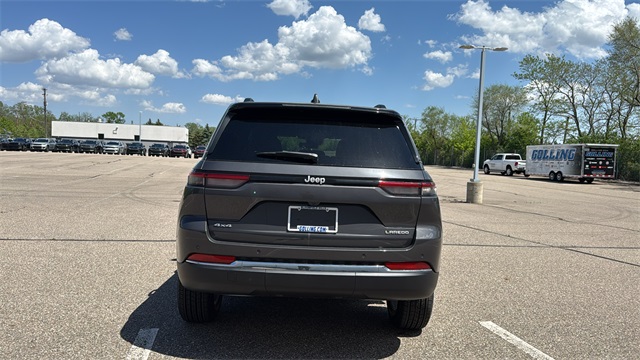 new 2025 Jeep Grand Cherokee car, priced at $42,848