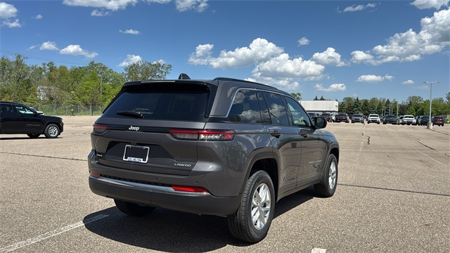 new 2025 Jeep Grand Cherokee car, priced at $42,848
