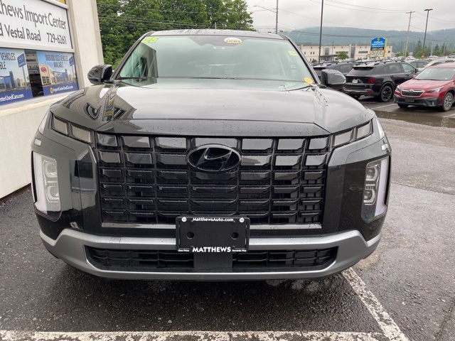 used 2025 Hyundai Palisade car, priced at $37,790