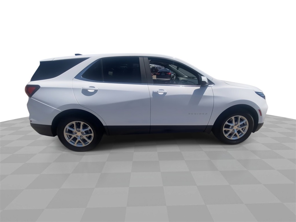 used 2022 Chevrolet Equinox car, priced at $17,491