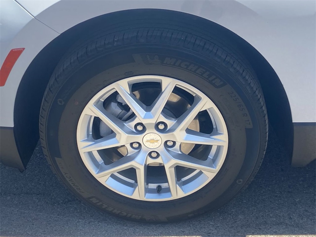 used 2022 Chevrolet Equinox car, priced at $17,491
