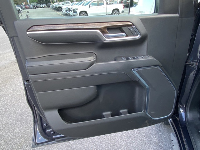 used 2023 GMC Sierra 1500 car, priced at $43,160