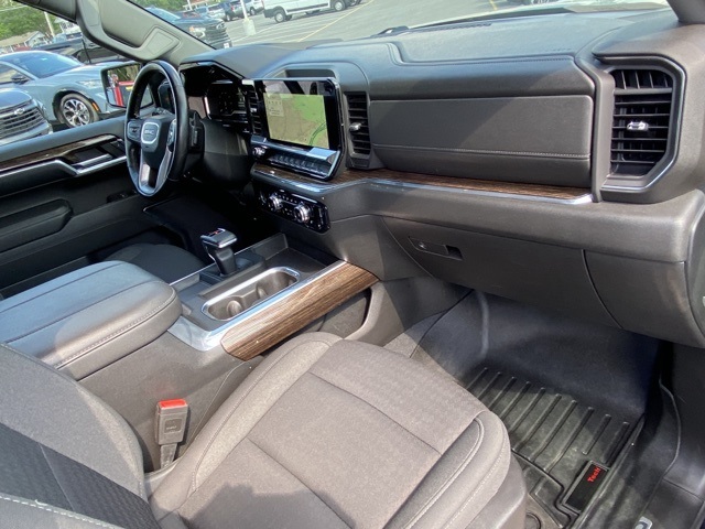 used 2023 GMC Sierra 1500 car, priced at $43,160