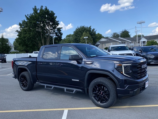 used 2023 GMC Sierra 1500 car, priced at $43,160