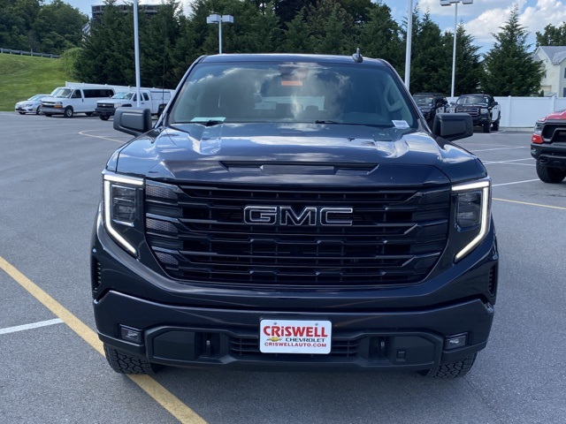 used 2023 GMC Sierra 1500 car, priced at $43,160