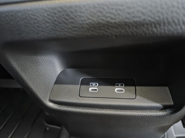 new 2026 Honda CR-V Hybrid car, priced at $40,650