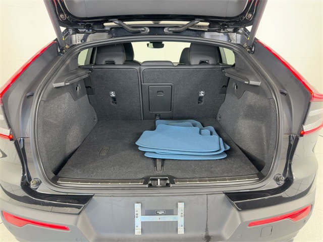 used 2023 Volvo C40 Recharge Pure Electric car, priced at $25,481