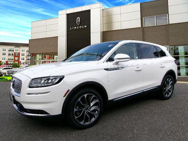 used 2021 Lincoln Nautilus car, priced at $32,996