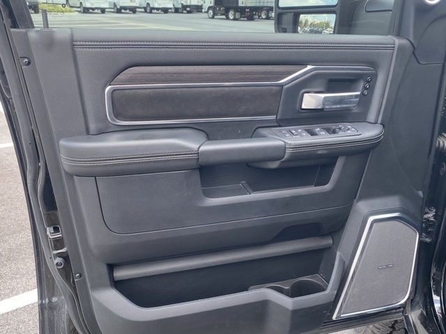 new 2025 Ram 2500 car, priced at $80,370
