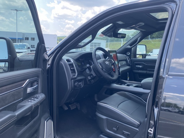 new 2025 Ram 2500 car, priced at $80,370