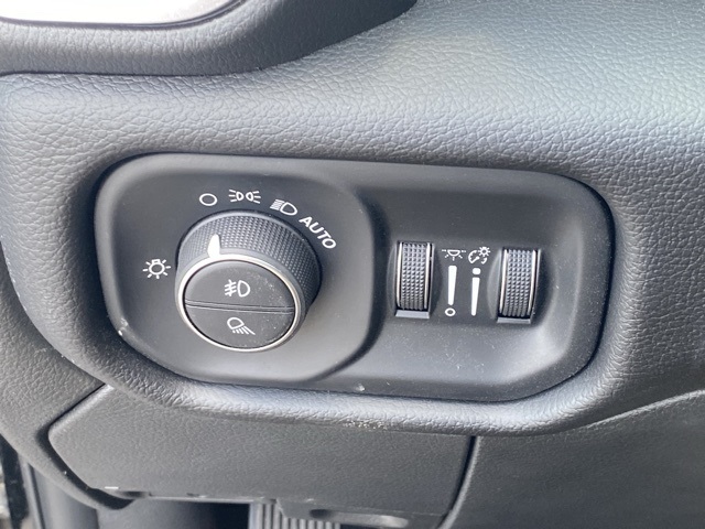 new 2025 Ram 2500 car, priced at $80,370