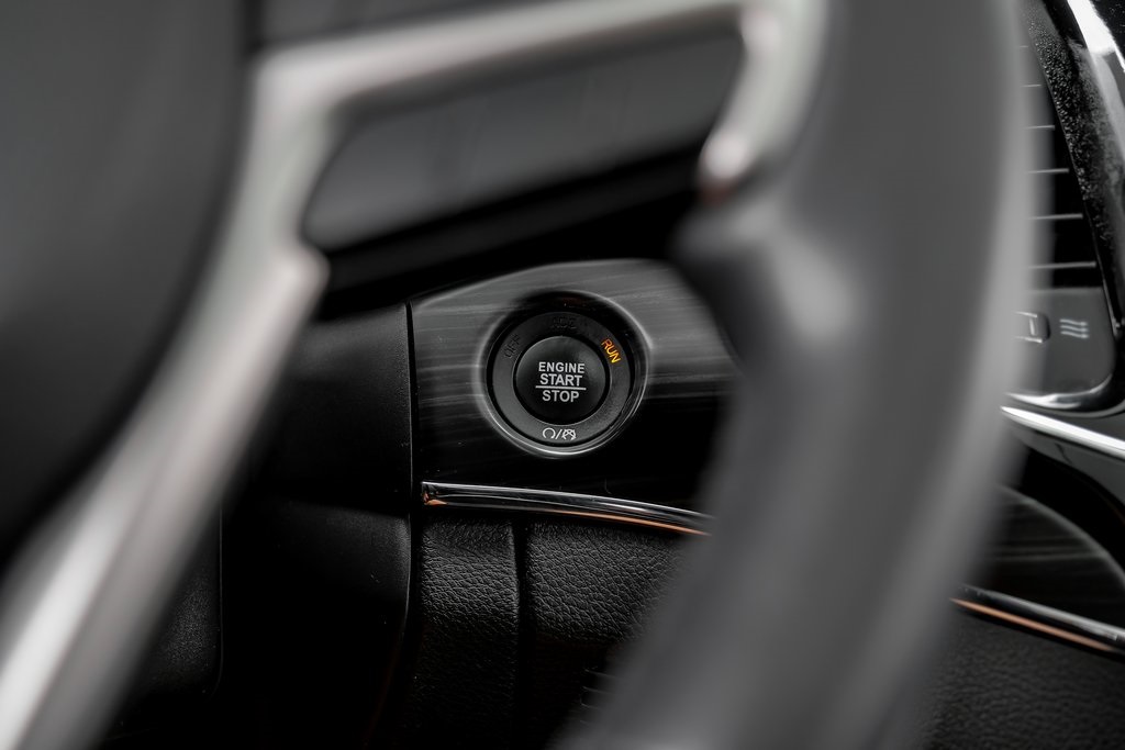 used 2022 Jeep Grand Cherokee WK car, priced at $28,786