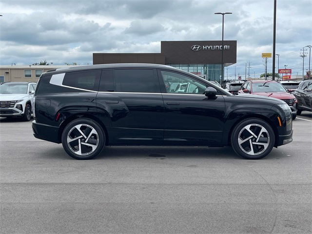 new 2026 Hyundai IONIQ 9 car, priced at $71,992