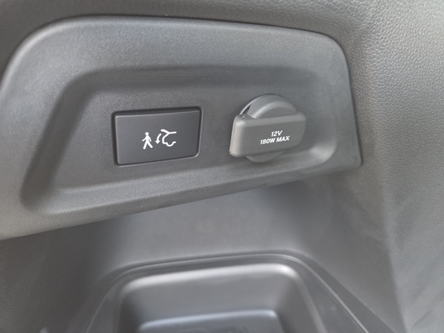 new 2025 Honda Pilot car, priced at $55,260