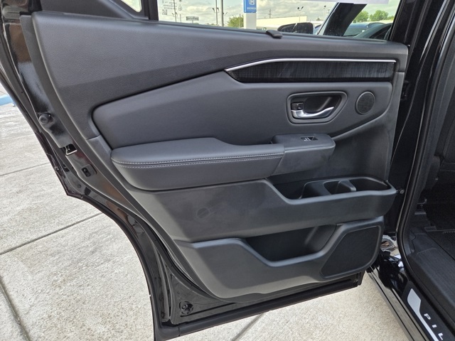 new 2025 Honda Pilot car, priced at $55,260
