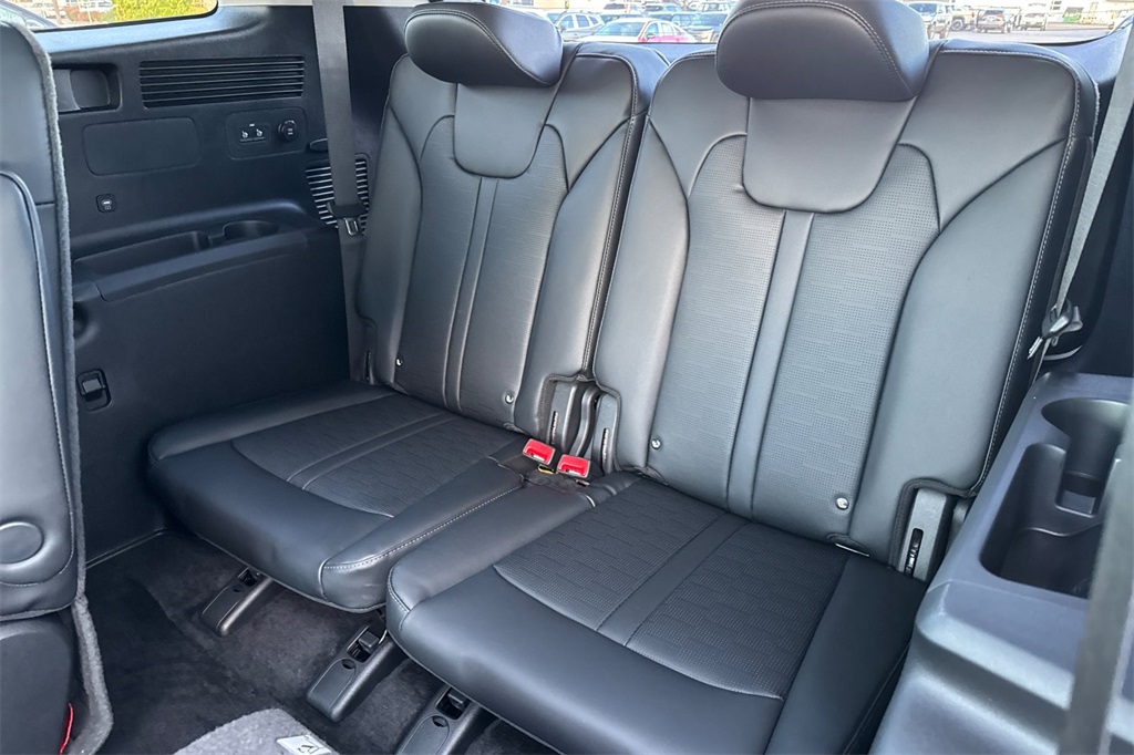 new 2026 Kia Sorento Hybrid car, priced at $44,895