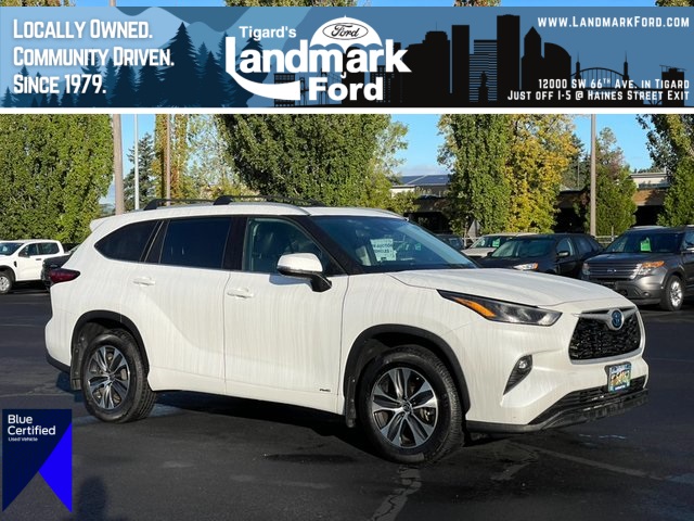 used 2022 Toyota Highlander Hybrid car, priced at $36,983