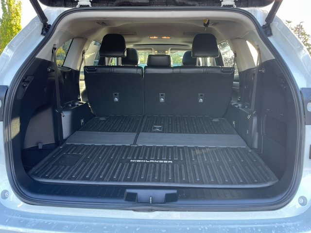 used 2022 Toyota Highlander Hybrid car, priced at $36,983