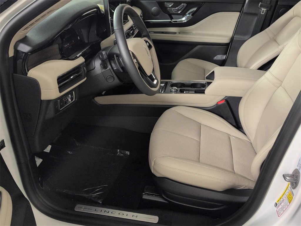 new 2025 Lincoln Corsair car, priced at $47,174