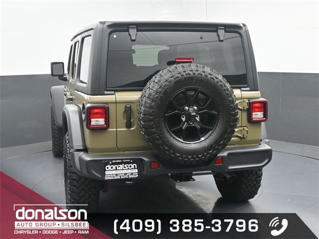 new 2025 Jeep Wrangler car, priced at $48,090