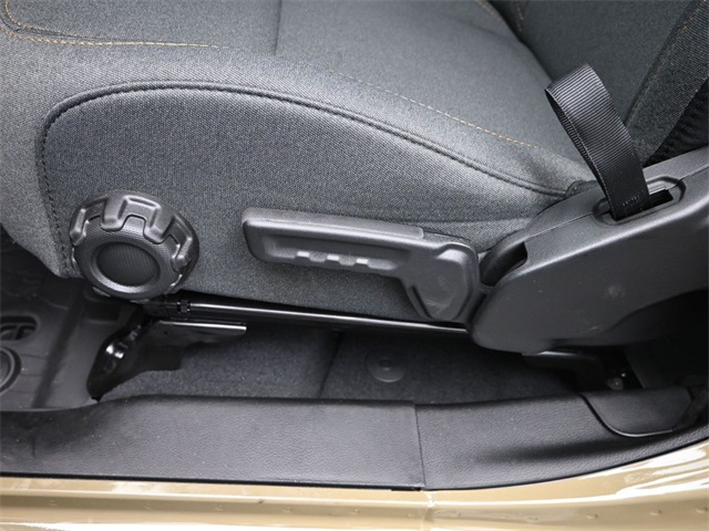new 2025 Jeep Wrangler car, priced at $48,090