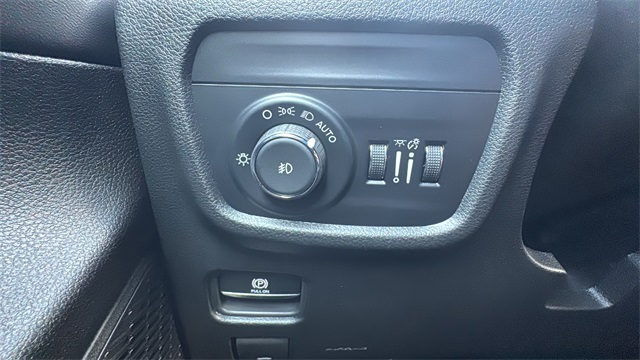 new 2025 Jeep Grand Cherokee L car, priced at $48,215
