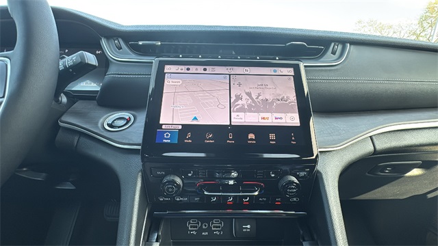 new 2025 Jeep Grand Cherokee L car, priced at $48,215