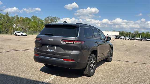 new 2025 Jeep Grand Cherokee L car, priced at $48,215