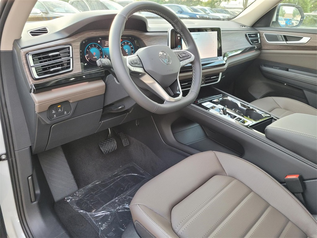 new 2026 Volkswagen Atlas car, priced at $53,276