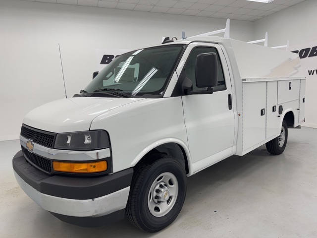 new 2025 Chevrolet Express 3500 car, priced at $60,618