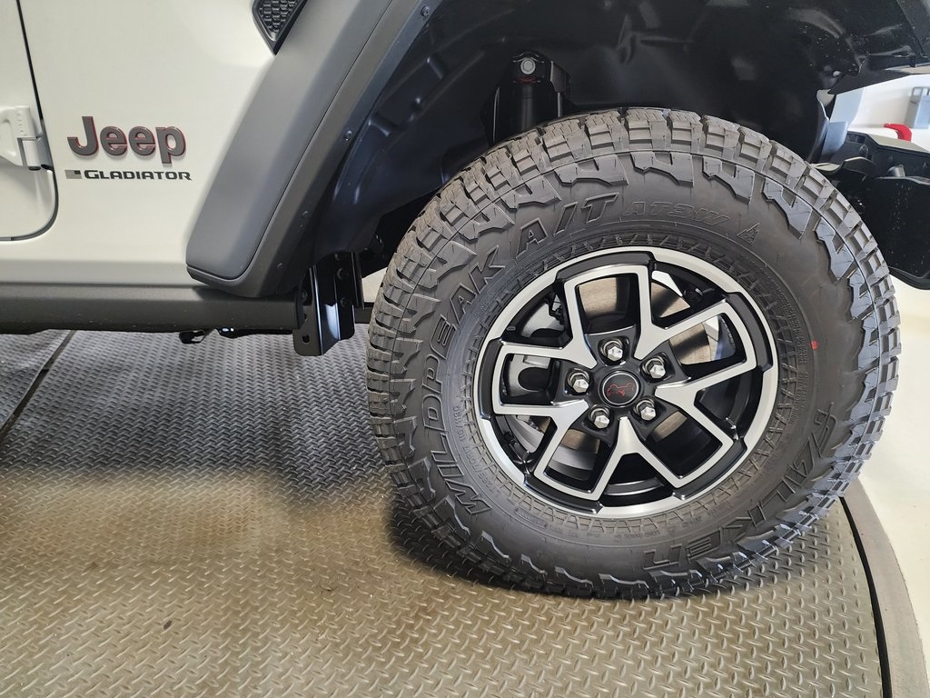 new 2025 Jeep Gladiator car, priced at $47,749