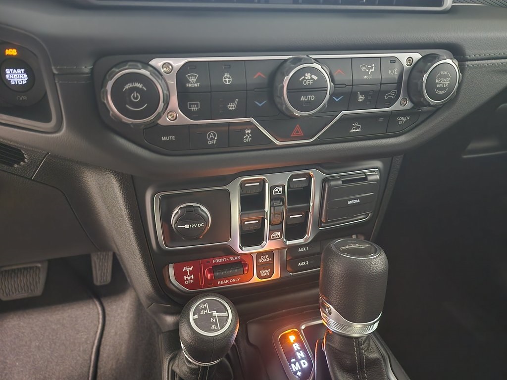 new 2025 Jeep Gladiator car, priced at $47,749