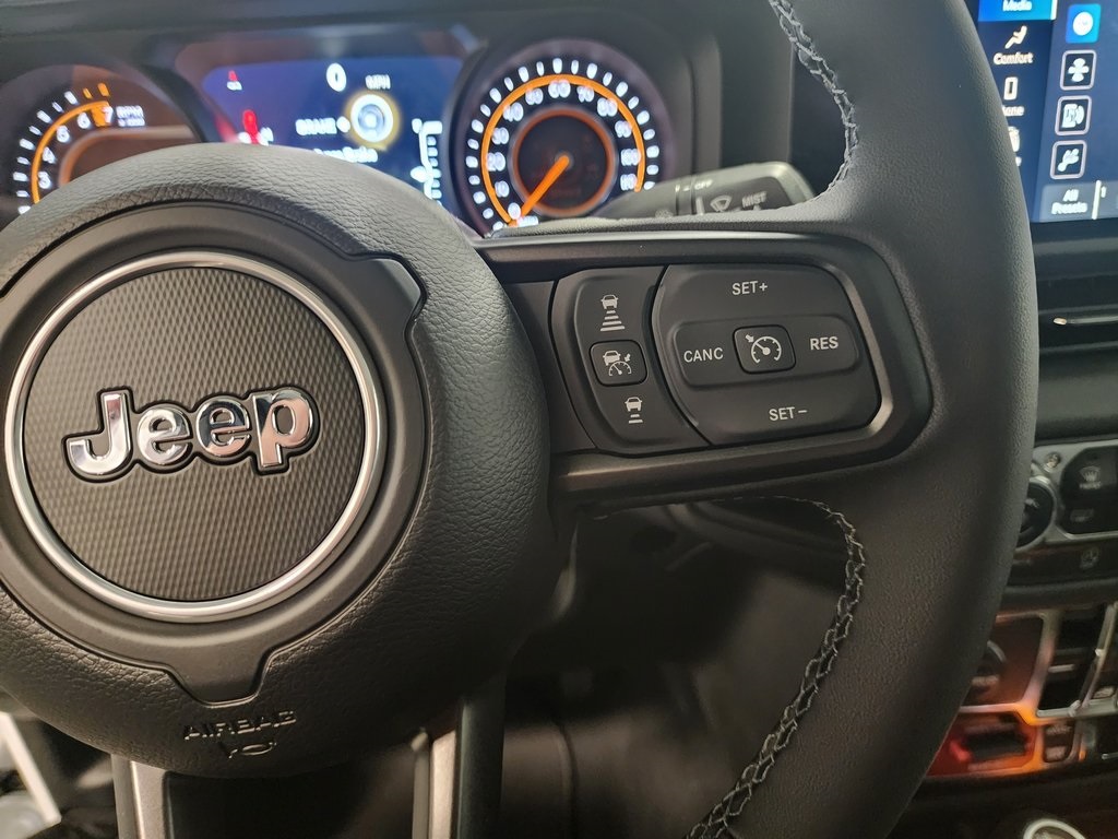 new 2025 Jeep Gladiator car, priced at $47,749
